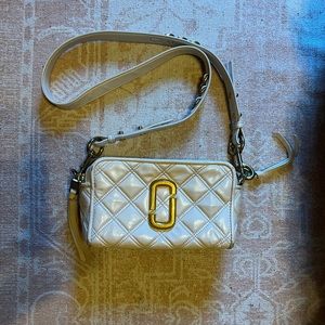 Marc Jacobs quilted snapshot bag